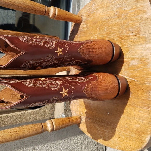 Lucchese Ladies Cowboy Boots - Picture 2 of 6